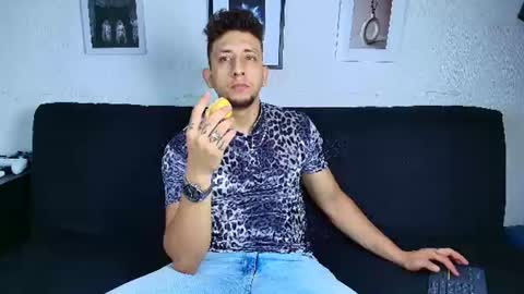 EMILIOCUM online show from July 29, 5:39 am