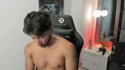 Emmet online show from November 1, 4:11 pm