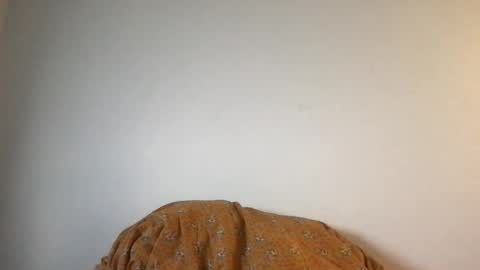 3from Desire online show from October 15, 4:03 pm