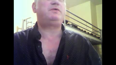 englishguysurrey online show from January 22, 10:06 pm
