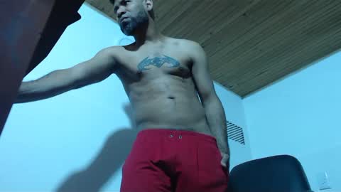 enriblack92 online show from December 14, 10:50 pm