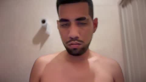 Enriquegc197 online show from February 11, 9:25 pm