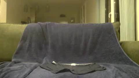 Snapshot of enzo_0707 chatting on October 9, 8:58 pm enzo_0707 online show from October 9, 8:58 pm