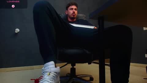 EnzoRace online show from October 11, 7:34 am