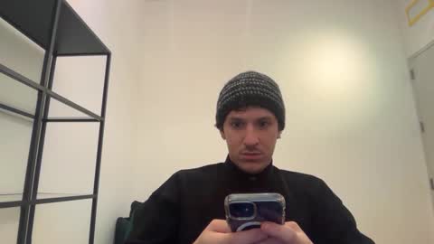 Snapshot of enzyme_ chatting on January 21, 5:16 pm enzyme_ online show from January 21, 5:16 pm
