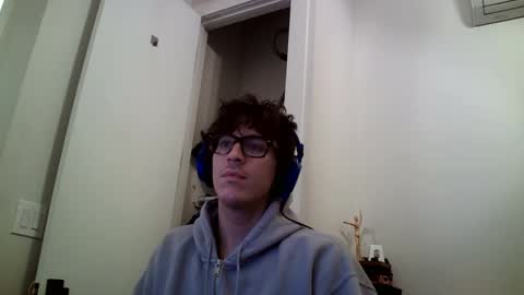 Snapshot of enzyme_ chatting on January 16, 10:02 pm enzyme_ online show from January 16, 10:02 pm