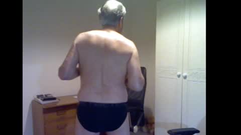 erasmus_d online show from February 26, 6:42 pm