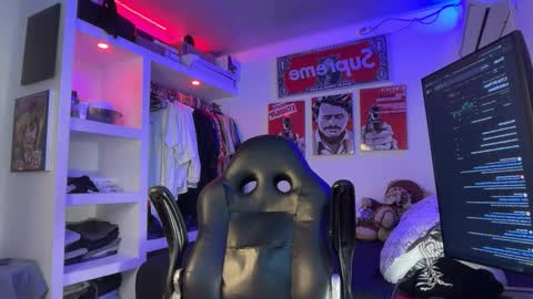 Tht BOSS Eren online show from March 25, 4:16 am