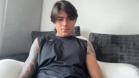 Tht BOSS Eren online show from April 2, 7:22 pm