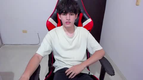 eren_tatakae online show from March 28, 2:45 am