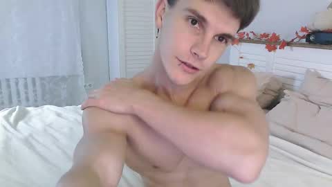 Snapshot of eric_crush chatting on September 29, 3:49 am Eric Crush online show from September 29, 3:49 am