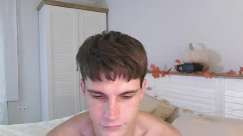 Eric Crush online show from October 14, 3:57 am