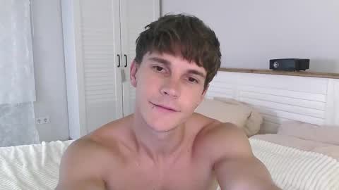 Eric Crush online show from December 5, 7:37 am