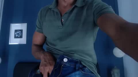 Eric Latino online show from December 7, 9:11 pm