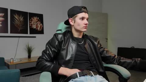    online show from October 12, 2:55 pm