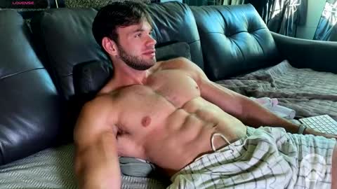 Snapshot of ericeric507 chatting on October 6, 5:01 am Nick online show from October 6, 5:01 am