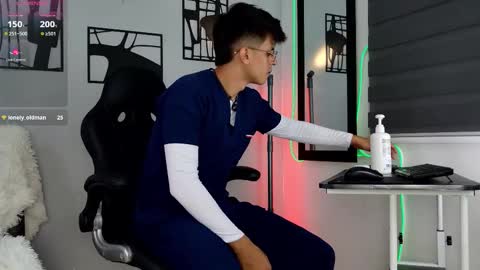 erick_marttin online show from March 2, 10:06 pm