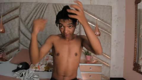 Erick online show from February 11, 4:22 am