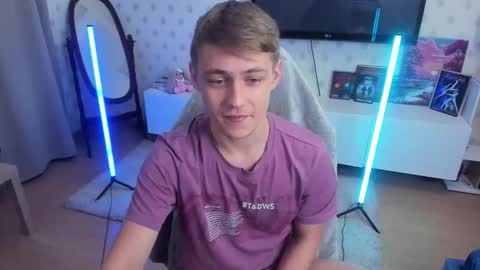 Max online show from September 20, 12:54 am