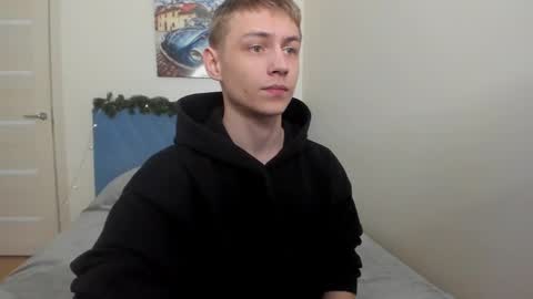 Max online show from March 7, 12:48 am