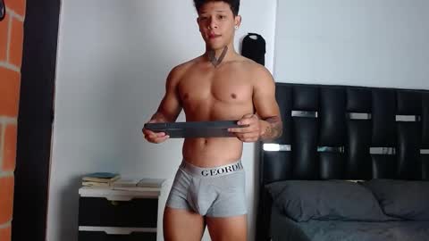 Eros online show from September 22, 1:32 pm