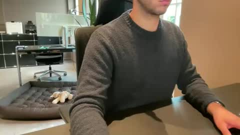 eskp online show from October 14, 8:32 am