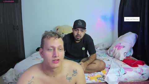 esteban montealegre online show from November 15, 2:02 am