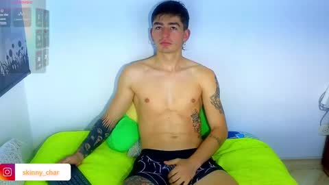 Snapshot of estebanchar_ chatting on December 17, 12:33 pm Esteban independent model online show from December 17, 12:33 pm