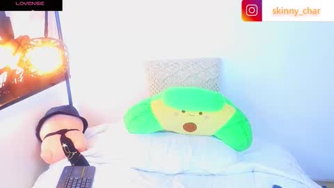 Snapshot of estebanchar_ chatting on September 16, 12:17 pm Esteban independent model online show from September 16, 12:17 pm