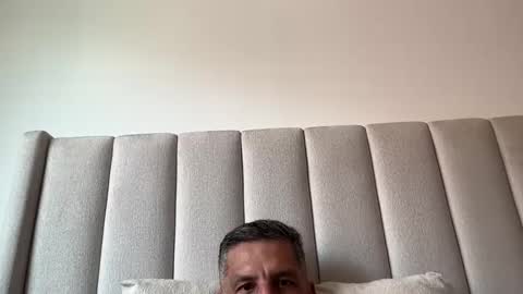 estefano1421 online show from March 1, 5:45 pm