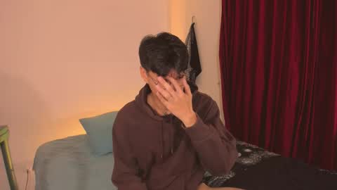 Esteban online show from November 7, 12:03 am