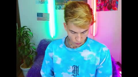 JORDAN online show from January 18, 2:07 am