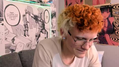 Ethan online show from December 4, 4:03 pm