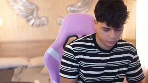 ethan_occonor online show from December 3, 10:05 pm