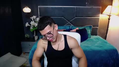 ETHAN RODGERS online show from November 13, 8:35 pm