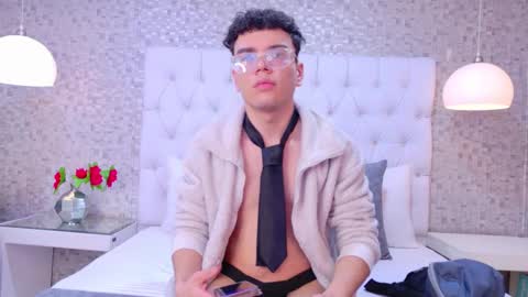 Ethan Leroy online show from September 24, 3:28 am