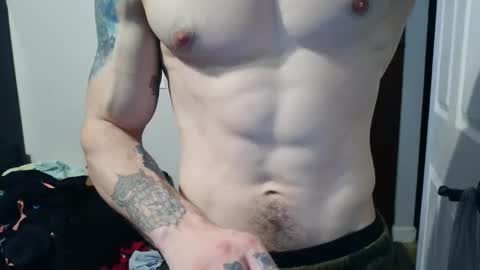 Snapshot of evancage chatting on March 9, 3:38 pm evan cage online show from March 9, 3:38 pm