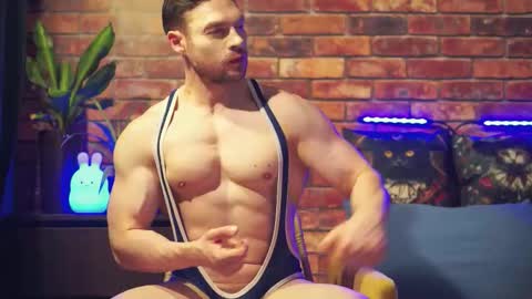 David online show from February 25, 7:59 pm