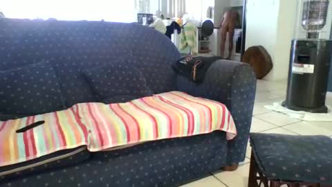 exhibitionnude online show from June 13, 11:35 pm