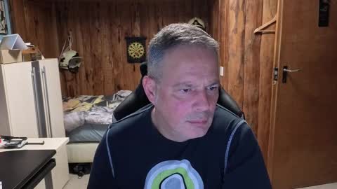 Snapshot of exibe1219 chatting on December 29, 1:38 pm exibe1219 online show from December 29, 1:38 pm