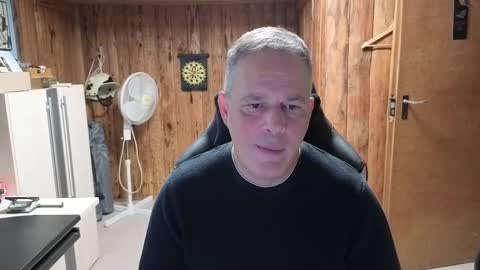 Snapshot of exibe1219 chatting on December 27, 1:18 pm exibe1219 online show from December 27, 1:18 pm