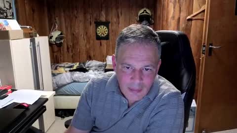 Snapshot of exibe1219 chatting on February 21, 5:31 pm exibe1219 online show from February 21, 5:31 pm