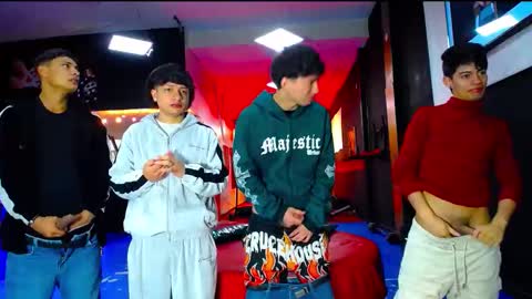 extrangers online show from October 13, 12:33 pm