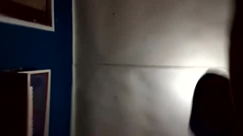 Snapshot of ezequielali chatting on October 15, 4:31 am ezequielali online show from October 15, 4:31 am