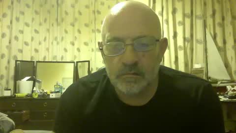 f1zzeek online show from May 21, 10:47 pm