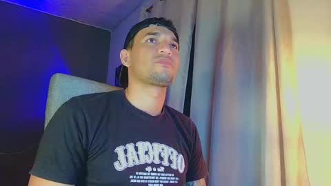 Snapshot of fabi_calde chatting on March 2, 1:47 am fabi online show from March 2, 1:47 am