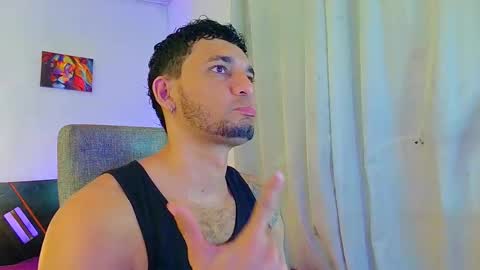 Snapshot of fabi_calde chatting on September 24, 12:32 am fabi online show from September 24, 12:32 am