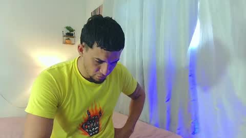 Snapshot of fabi_calde chatting on December 10, 1:33 pm fabi online show from December 10, 1:33 pm