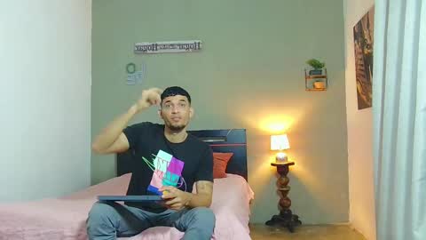 Snapshot of fabi_calde chatting on February 15, 1:16 pm fabi online show from February 15, 1:16 pm
