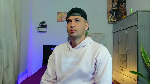 Snapshot of fabi_calde chatting on September 8, 2:38 pm fabi online show from September 8, 2:38 pm